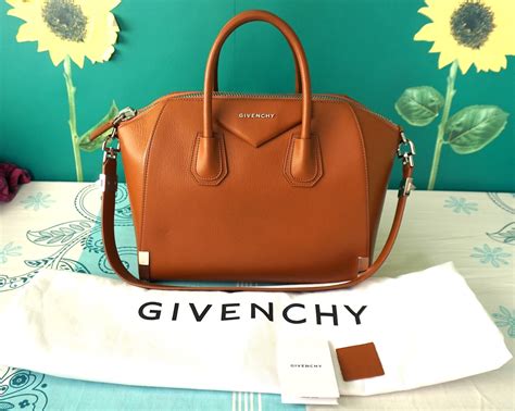 givenchy antogona|givenchy antigona review.